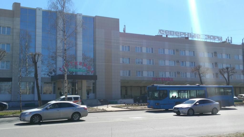 Severnye Zori Hotel Tscherepowez Exterior foto